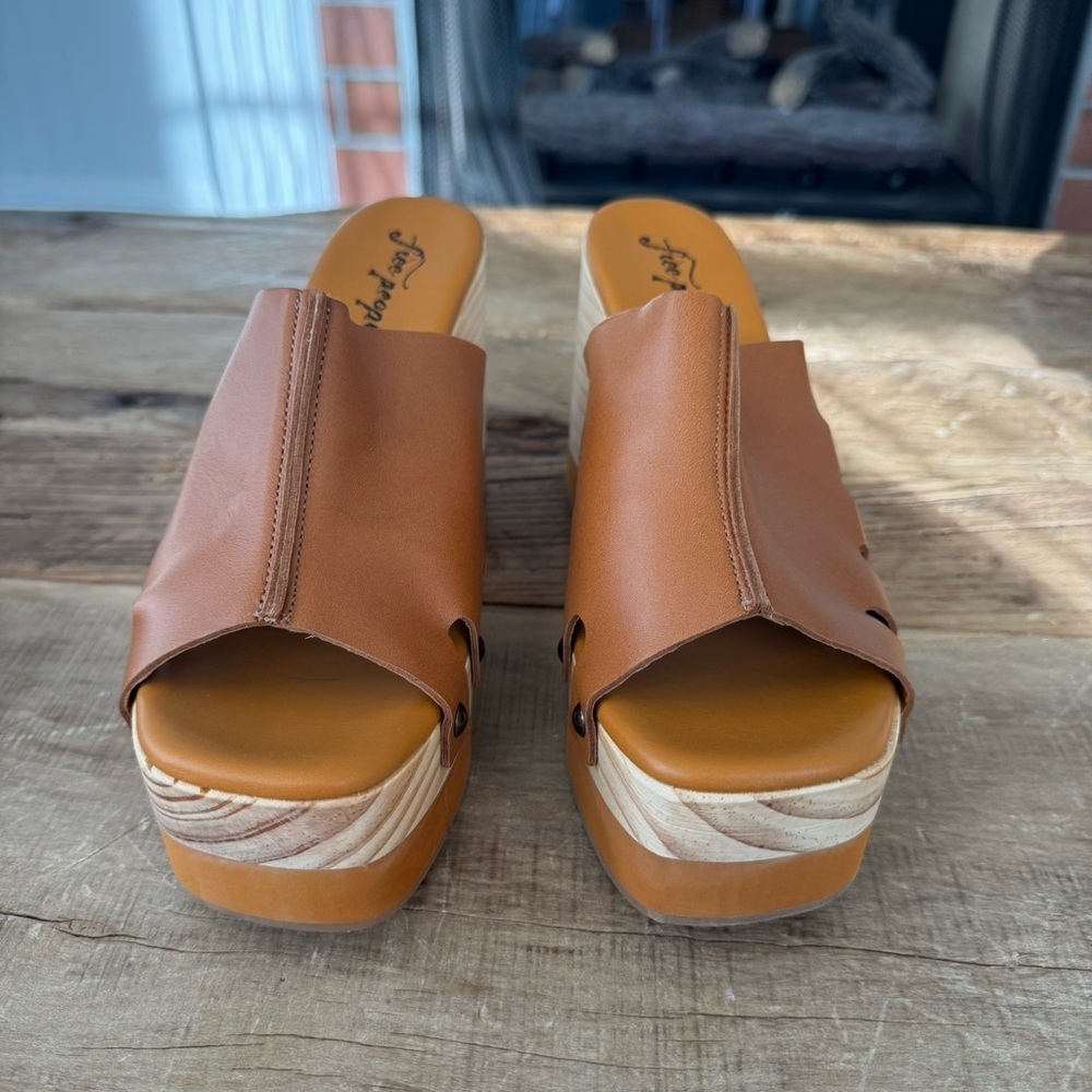 NEW IN BOX Free People Cassis Clogs ~ SOLD OUT ~ 40 ( 9 / 9.5) Platform Comfy - Picture 6 of 11